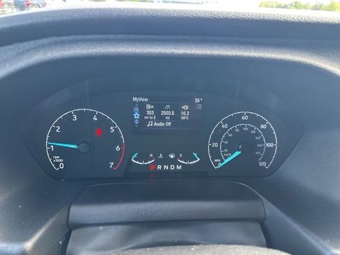 Used 2024 Ford Transit 350 XLT RWD image 13