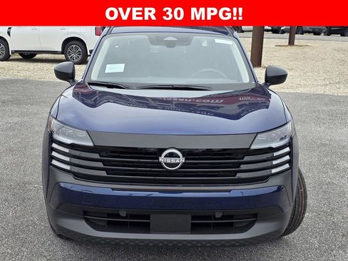 New 2026 Nissan Kicks S image 3