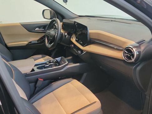 Used 2026 Chevrolet Equinox ACTIV w/ Convenience Package III AWD/4WD image 16