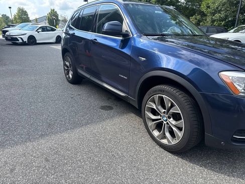 Used 2017 BMW X3 xDrive28i AWD/4WD image 18