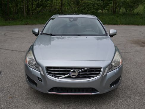 Used 2013 Volvo S60 T5 image 8