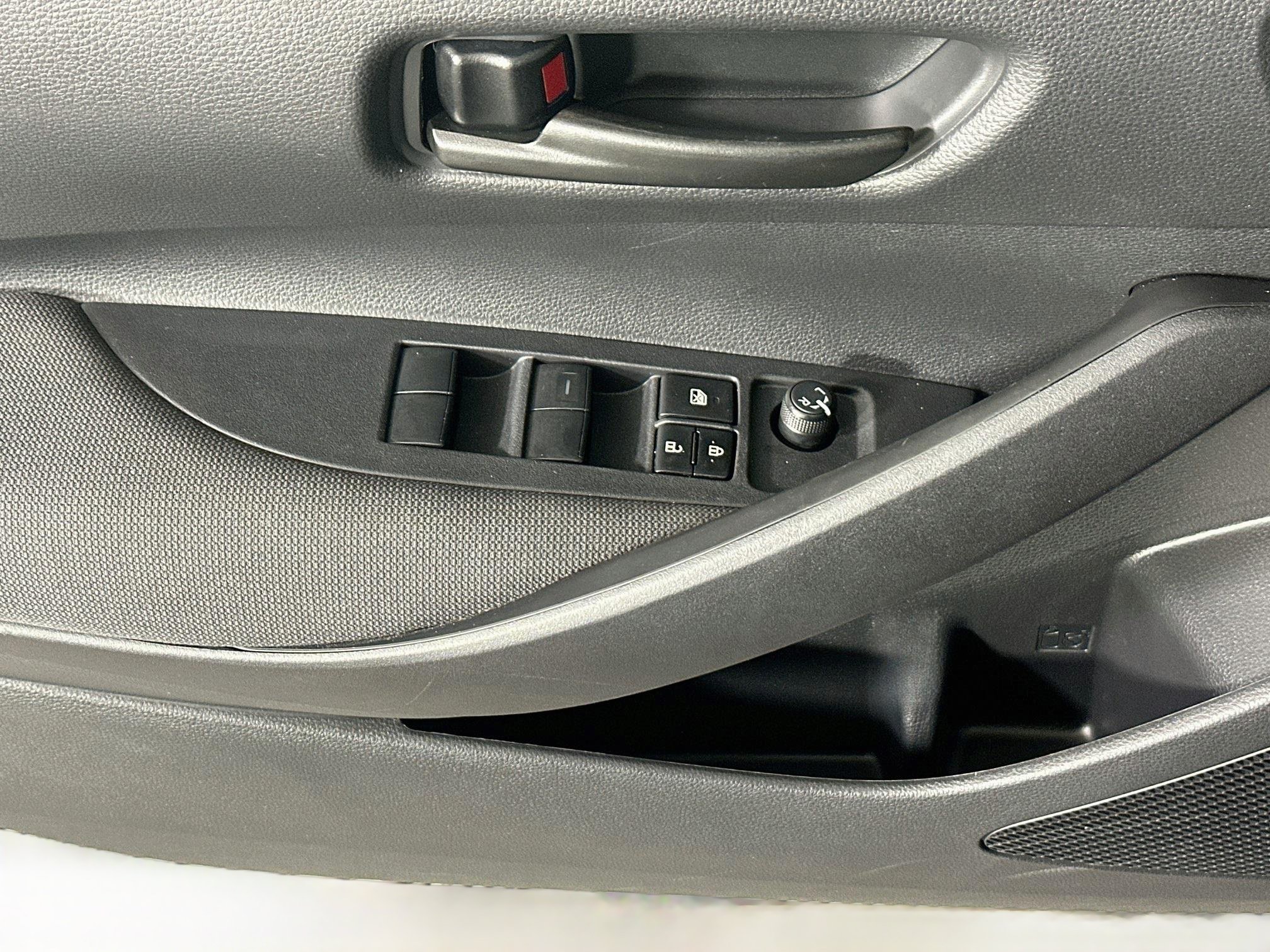 Used 2023 Toyota Corolla LE FWD image 14