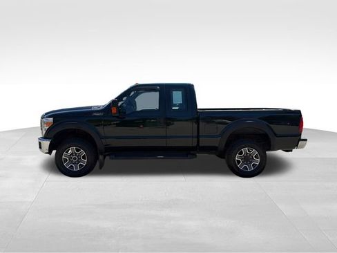 Used 2016 Ford F250 XL w/ XL Appearance Package AWD/4WD image 6