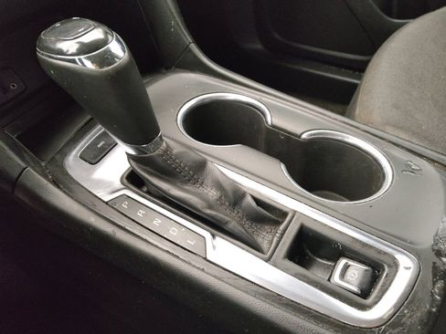 Used 2018 Chevrolet Equinox LT image 26