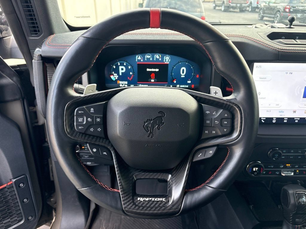 Used 2025 Ford Bronco Raptor AWD/4WD image 10