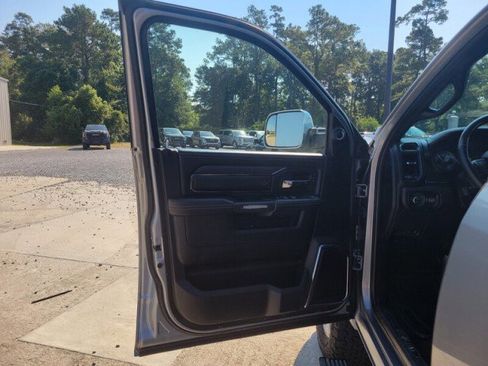 Used 2022 RAM 2500 Limited AWD/4WD image 12