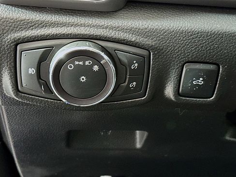 Used 2020 Ford Ranger XL w/ Equipment Group 101A Mid image 10