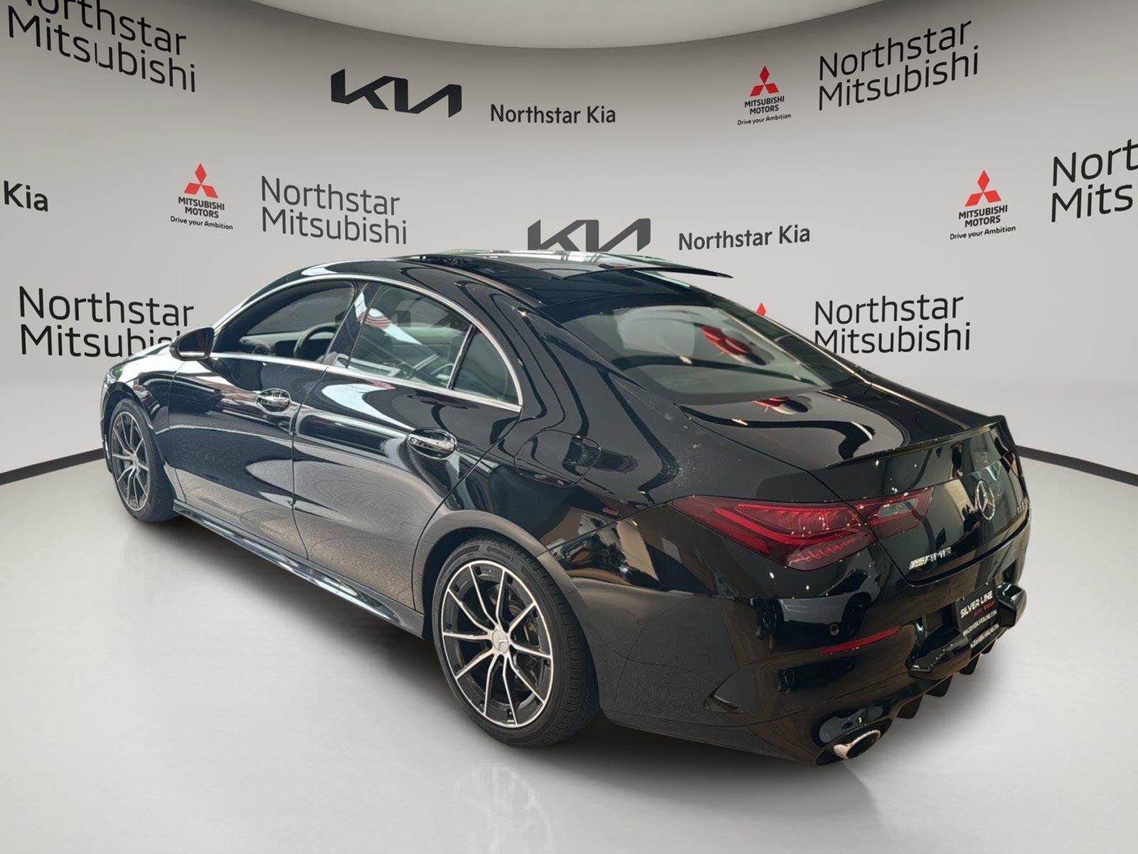 Used 2025 Mercedes-Benz CLA 35 AMG 4MATIC image 3