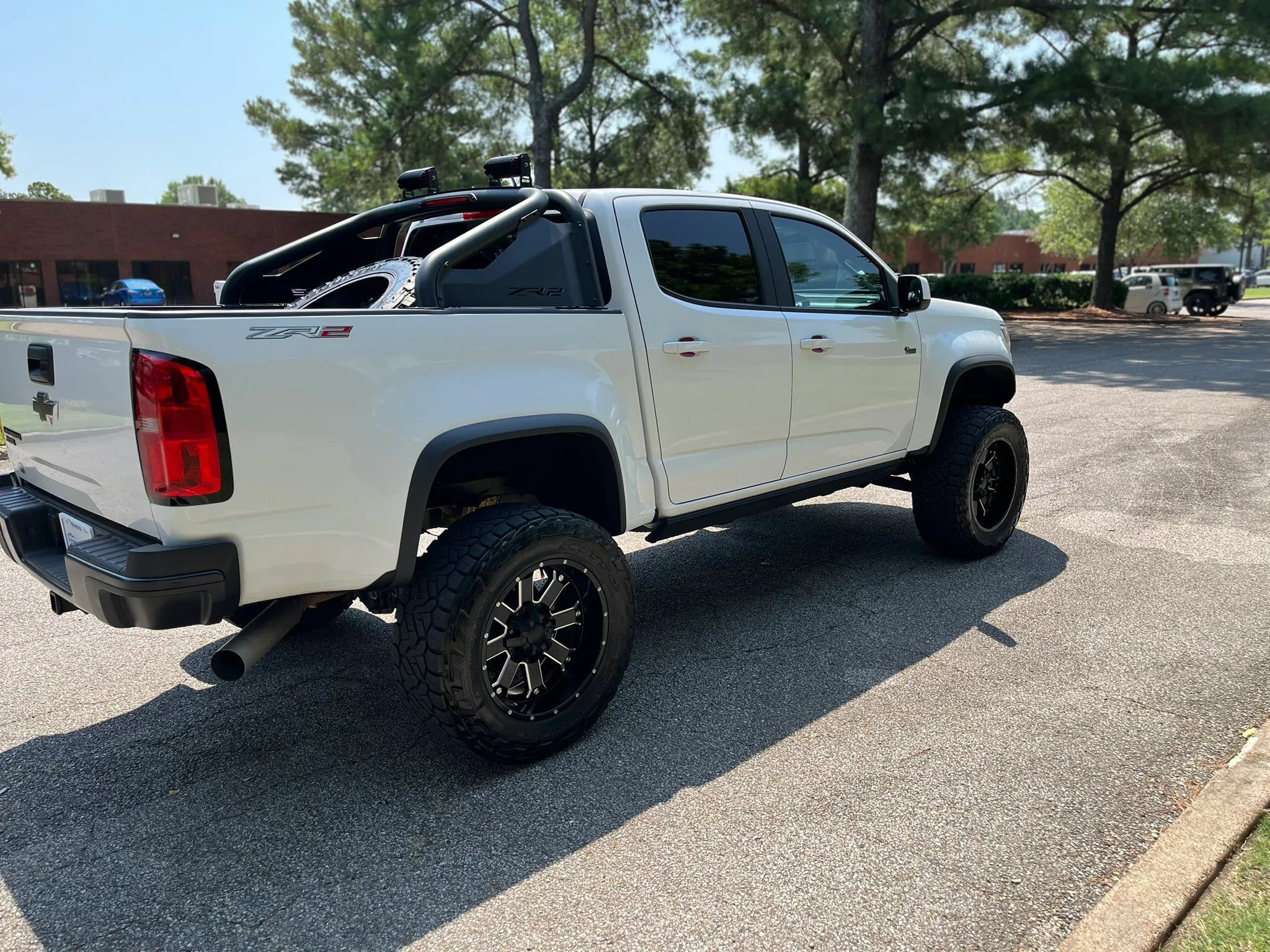 Used 2019 Chevrolet Colorado ZR2 w/ ZR2 Dusk Special Edition AWD/4WD image 5