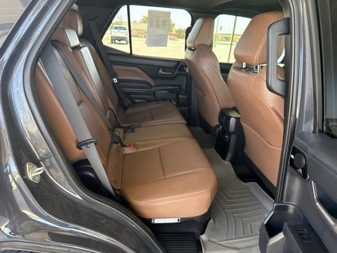 Used 2026 Toyota 4Runner Limited AWD/4WD image 10