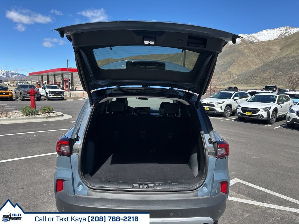 Used 2024 Ford Escape SE w/ PHEV Premium Package FWD image 8