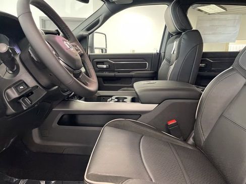 New 2026 RAM 3500 Laramie AWD/4WD image 12
