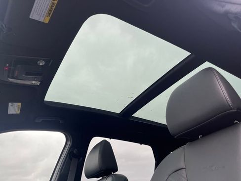 New 2025 Kia Sorento SX Prestige image 14