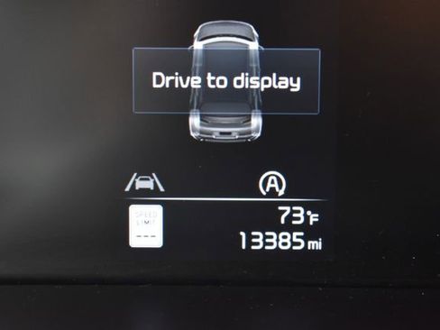 Used 2023 Kia Soul LX w/ LX Technology Package FWD image 16