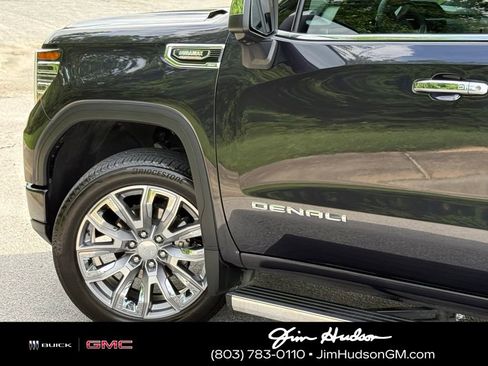 Used 2025 GMC Sierra 1500 Denali w/ Denali Reserve Package AWD/4WD image 9