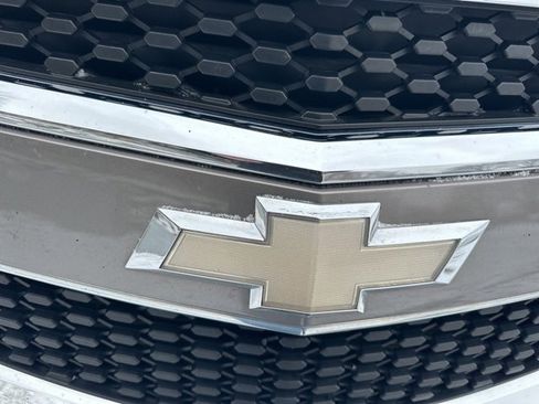 Used 2011 Chevrolet Equinox LTZ image 9