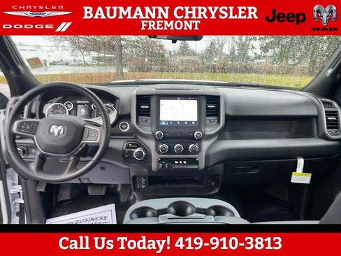 Used 2024 RAM 2500 Tradesman w/ Chrome Appearance Group image 16