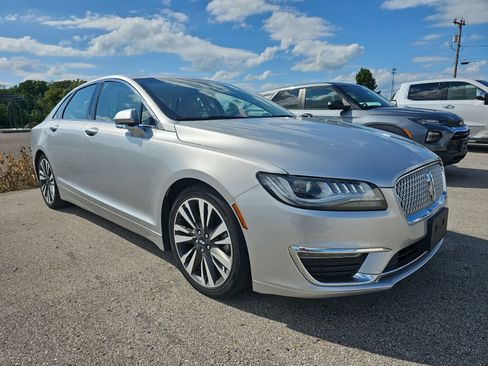 Used 2018 Lincoln MKZ Select w/ Select Plus Package AWD/4WD image 2