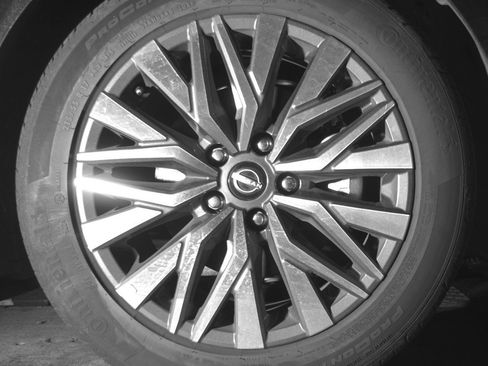 Used 2025 Nissan Altima 2.5 SV FWD image 13