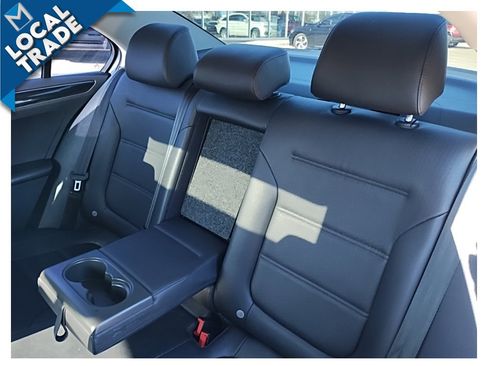 Used 2017 Volkswagen Jetta SEL image 44