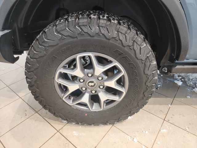 Used 2023 Ford Bronco Badlands AWD/4WD image 4