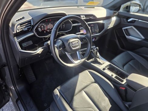 Used 2020 Audi Q3 2.0T Premium w/ Convenience Package image 13