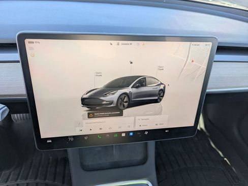 Used 2023 Tesla Model 3 Standard Range image 15
