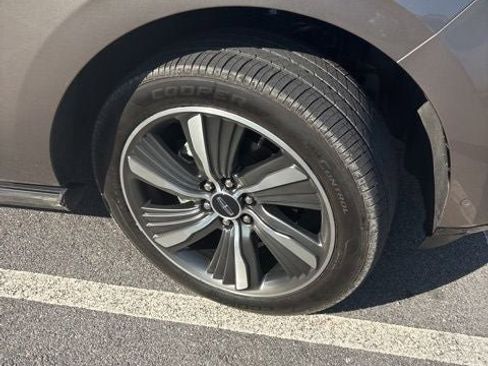 Used 2019 Lincoln Navigator L Reserve AWD/4WD image 26