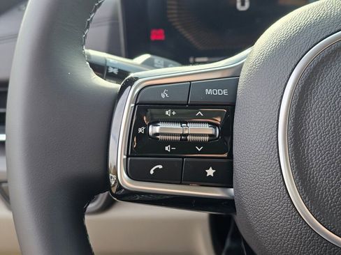 New 2026 Kia Carnival EX image 38