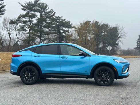 Used 2025 Buick Envista Sport Touring w/ Convenience I Package image 8