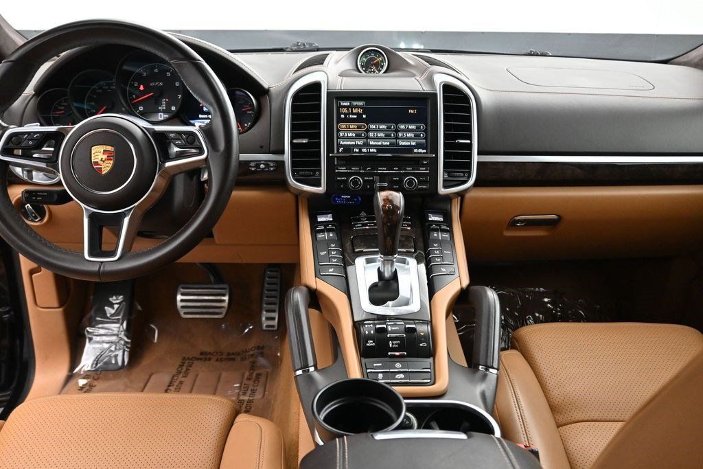 Used 2016 Porsche Cayenne GTS AWD/4WD image 12