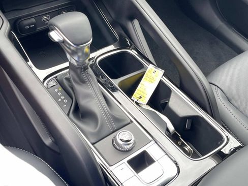 New 2025 Kia Telluride S image 30