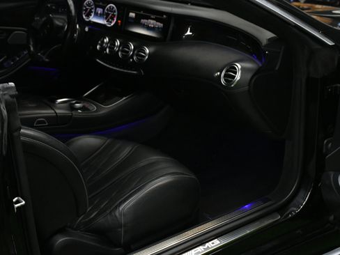 Used 2016 Mercedes-Benz S 63 AMG 4MATIC Coupe image 38