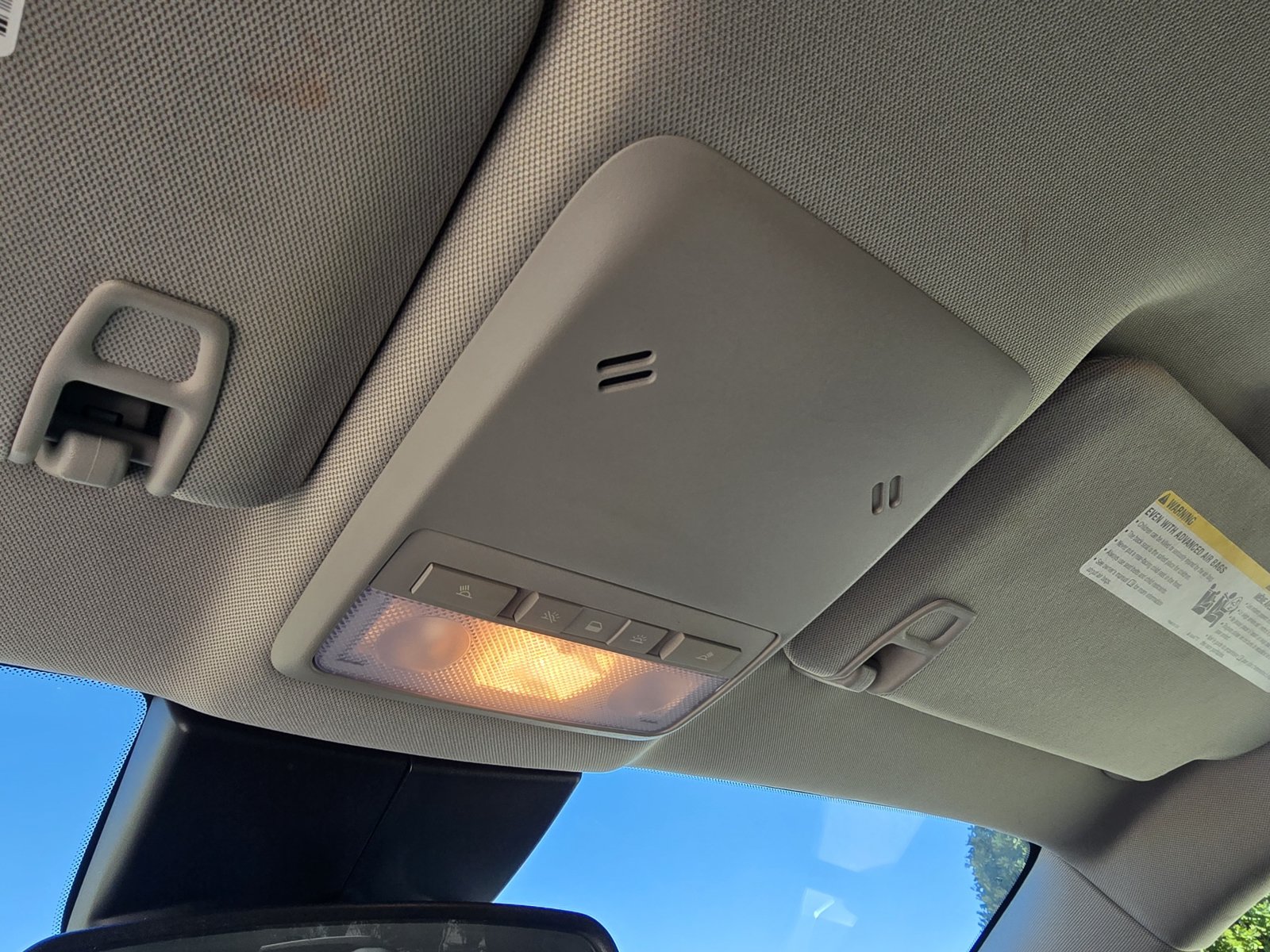 Used 2015 Buick Encore FWD image 24