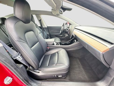 Used 2018 Tesla Model 3 Long Range image 34