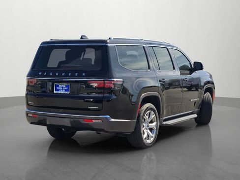 Used 2022 Jeep Wagoneer Series II image 6