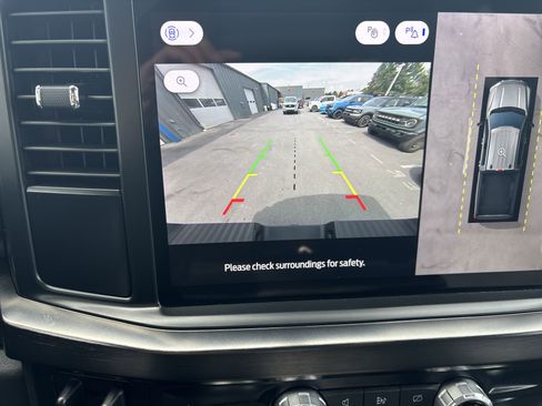 Used 2024 Ford F350 Lariat w/ Camper Package image 27