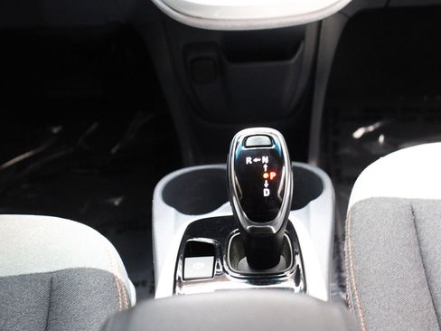 Used 2020 Chevrolet Bolt LT image 29