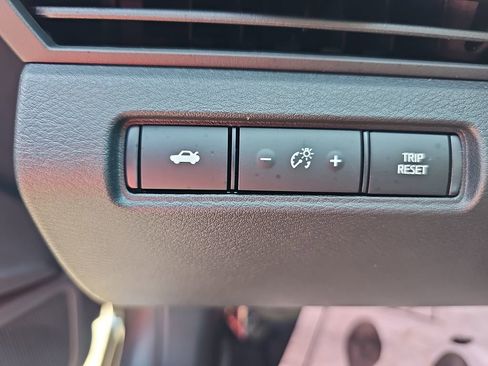 New 2026 Nissan Altima 2.5 SV w/ SV Special Edition Package FWD image 18
