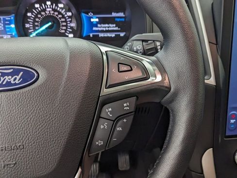 Certified 2024 Ford Edge SEL w/ Convenience Package AWD/4WD image 32