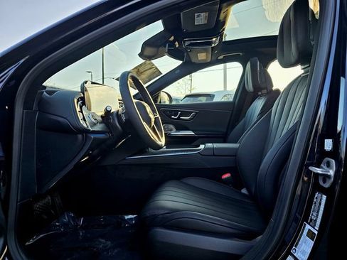 New 2026 Mercedes-Benz E 450 4MATIC Sedan image 15