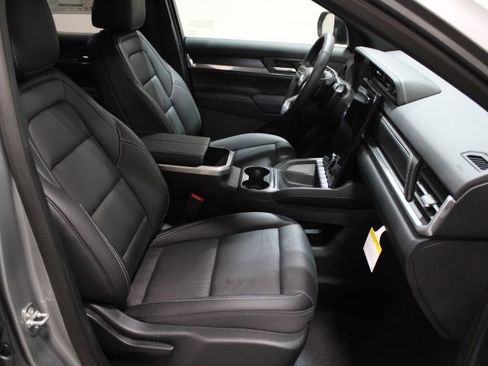 New 2026 GMC Terrain Elevation w/ Elevation Premium Package image 23