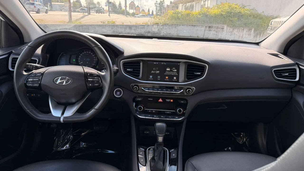Used 2019 Hyundai Ioniq Limited FWD image 25