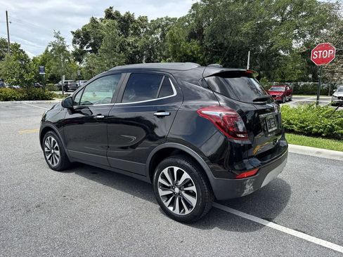 Used 2021 Buick Encore Preferred w/ Safety Package II FWD image 12
