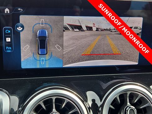 Used 2025 Mercedes-Benz GLB 35 AMG 4MATIC image 18