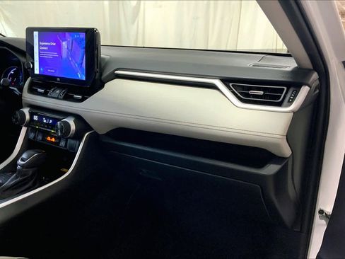 Used 2024 Toyota RAV4 XLE Premium image 19