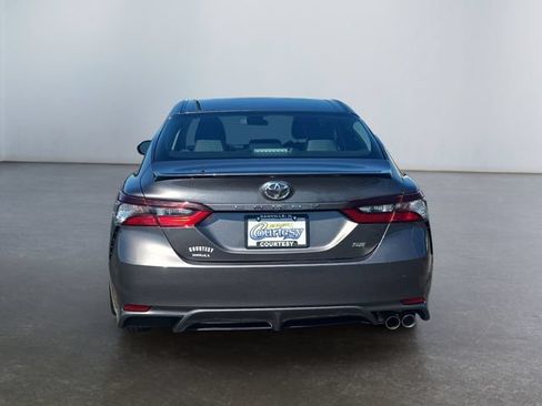 Used 2024 Toyota Camry SE FWD image 4