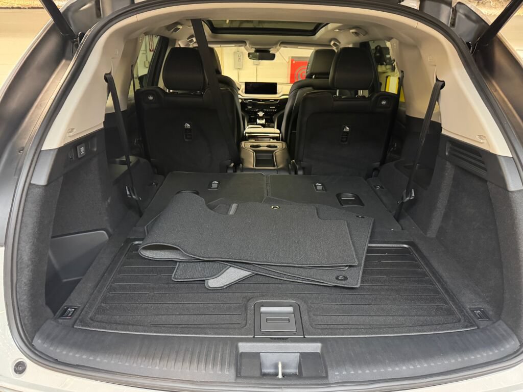 Certified 2024 Acura MDX w/ Technology Package AWD/4WD image 33