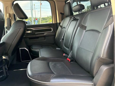Used 2022 RAM 2500 Laramie AWD/4WD image 11
