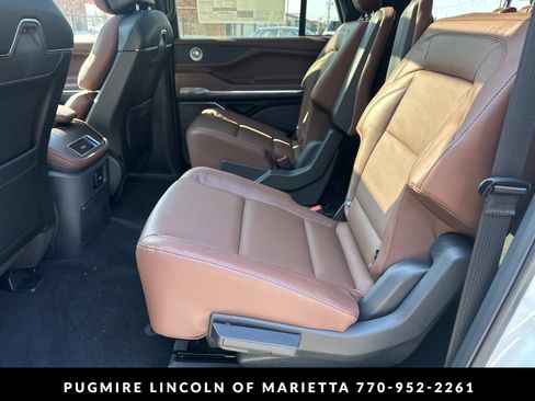New 2026 Lincoln Navigator L Reserve AWD/4WD image 24